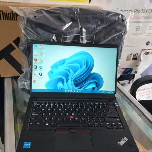 Laptop LENOVO THINKPAD E14 CORE I5-1135G7 RAM 8 SSD 256 FULLSET, LIKE NEW